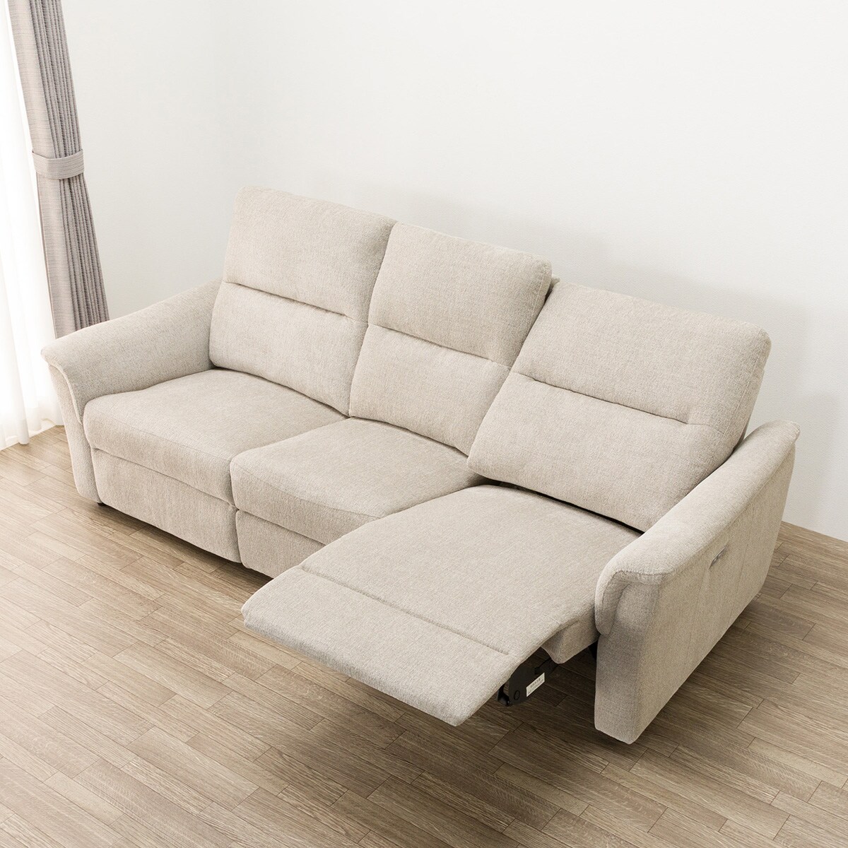 NITORI電動ベージュ リクライニングソファ カップホルダー付き 2人掛け電動リクライニングソファ＋テーブルユニットセット 布