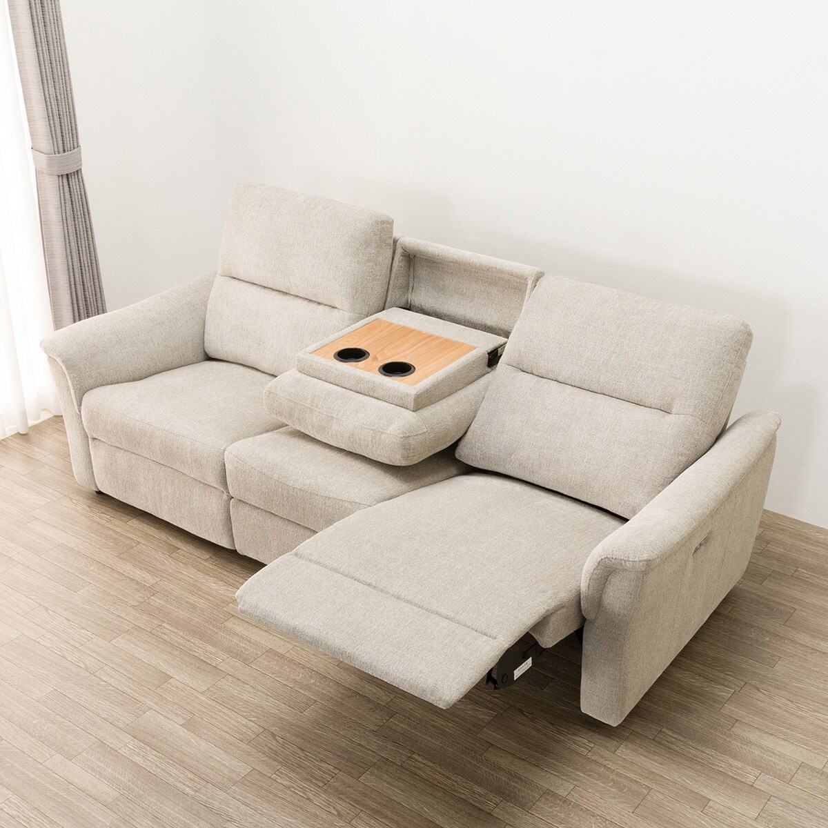 送料込✩︎ ニトリ　ベージュ 2人掛けリクライニングソファ　美品✩︎ 送料込✩︎ ニトリ ベージュ 2人掛けリクライニングソファ 美品