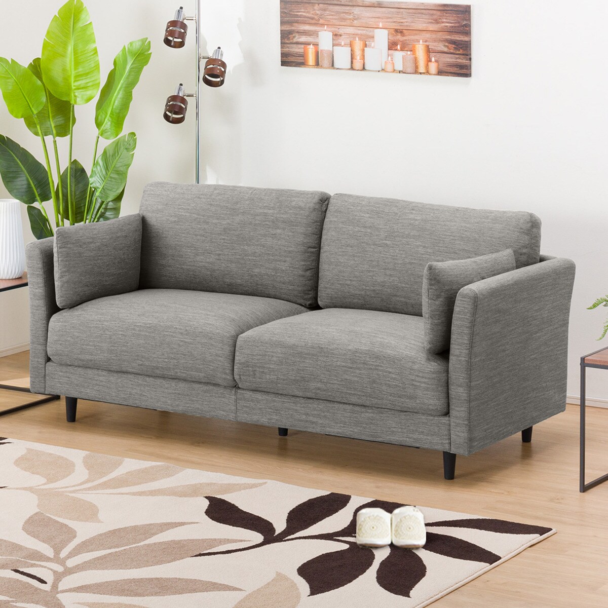 3人がけソファです(ニトリサザーラ)