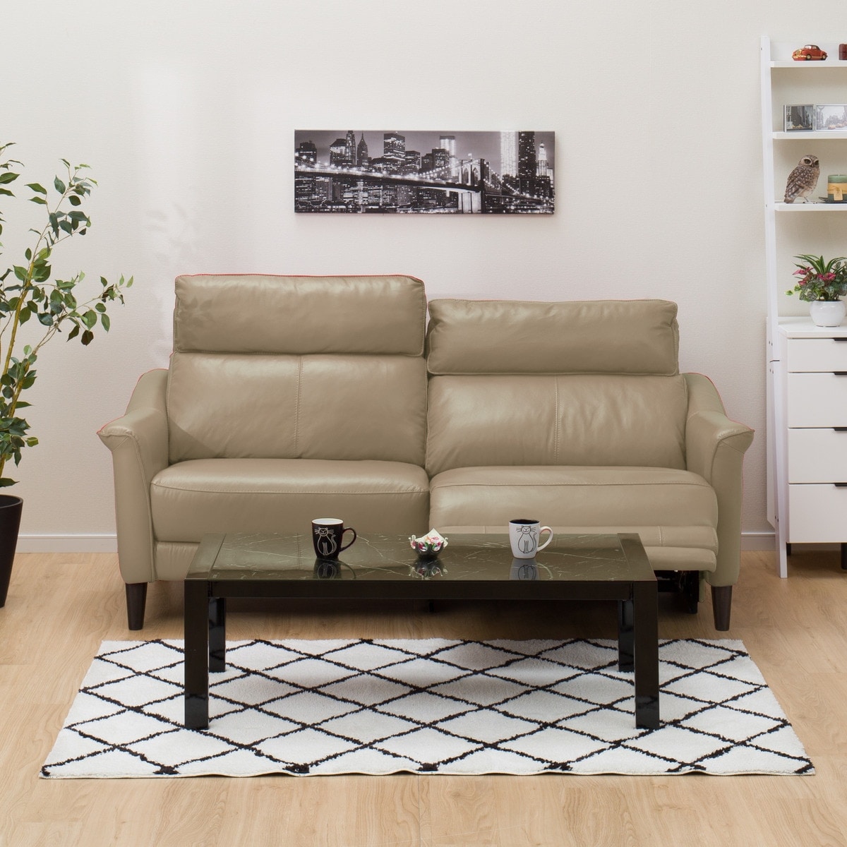 3人掛け左電動リクライニングソファ 本革(一部合成皮革)タイプ