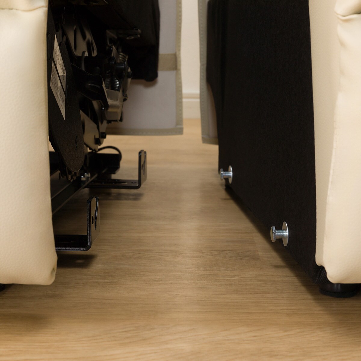 3人掛け電動リクライニングワイドソファ 本革(一部合成皮革)タイプ