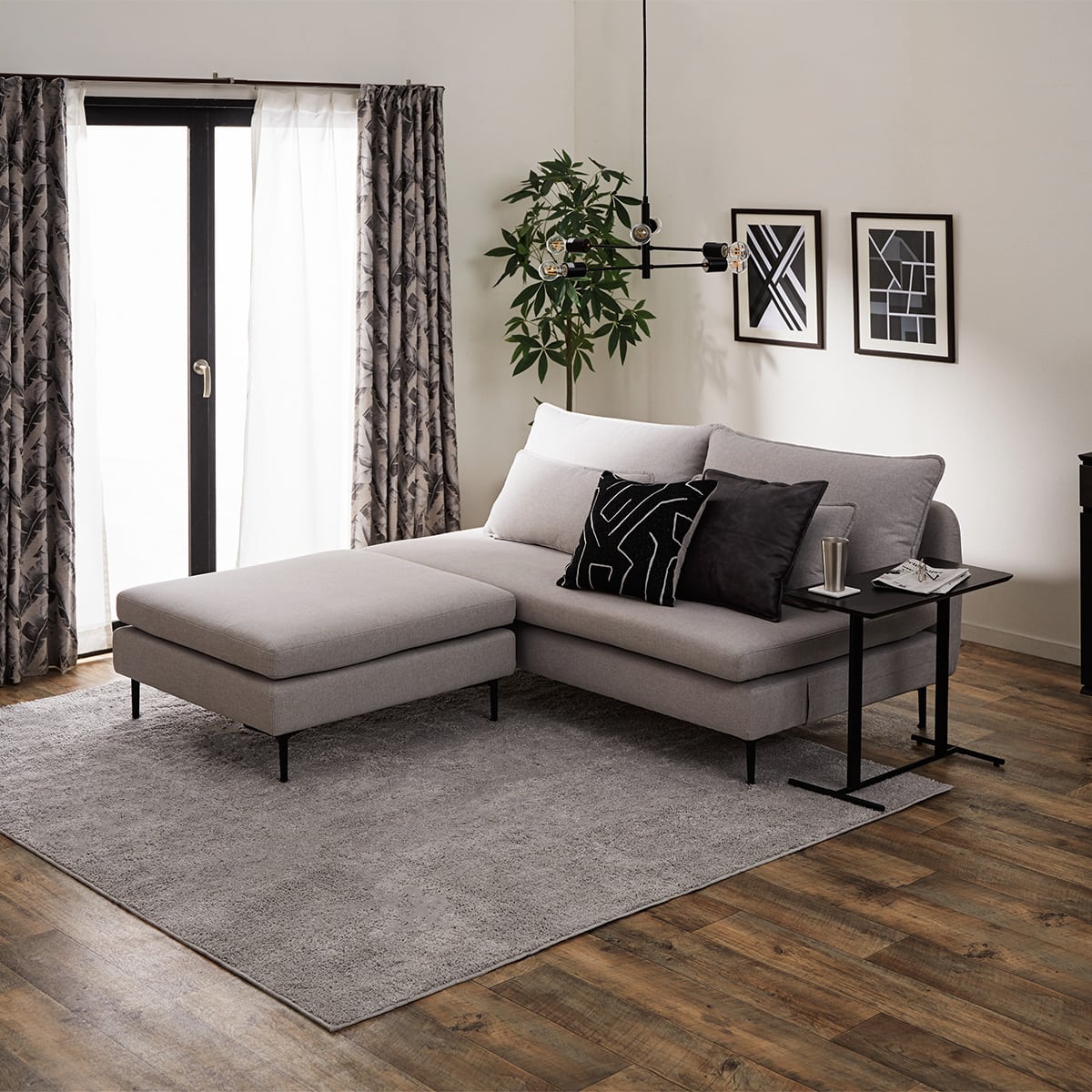 傷・汚れに強い 広い座面のゆったり 3人掛けソファ + スツールセット