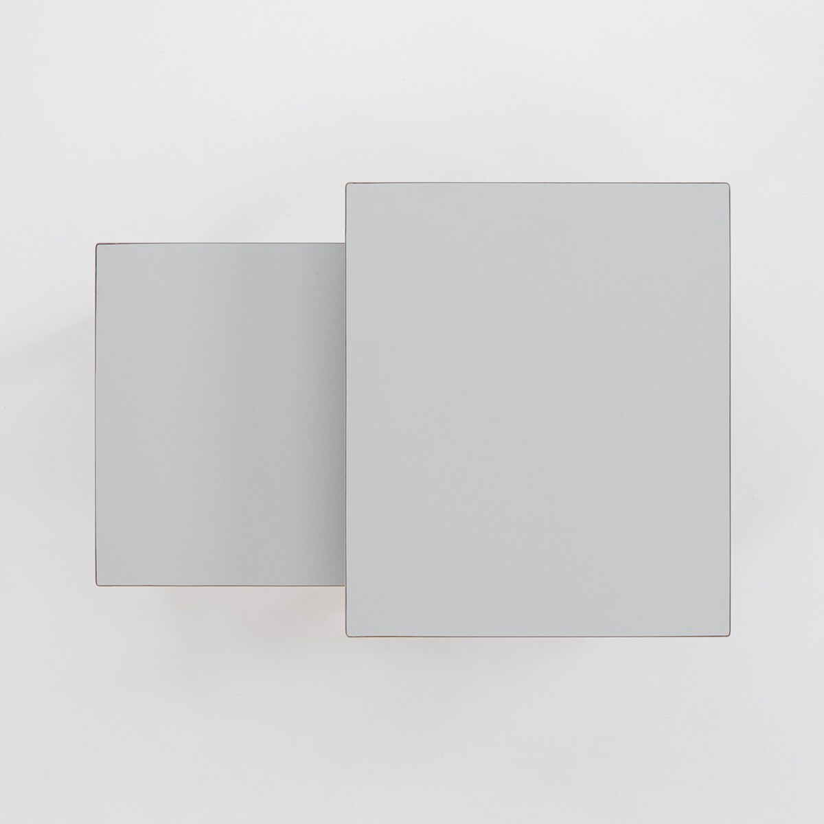 ネストテーブル(新しい暮らし方のためのツール by BEAMS DESIGN