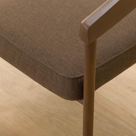 ソファのような座り心地のポケットコイルダイニングチェア(Nコレクション C-75 MBR/AQ-BR) 9枚目画像