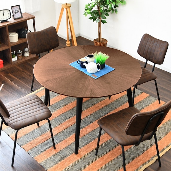 美しい木目が特徴の円形テーブル (幅110cm 木目ブラウン) 4枚目画像