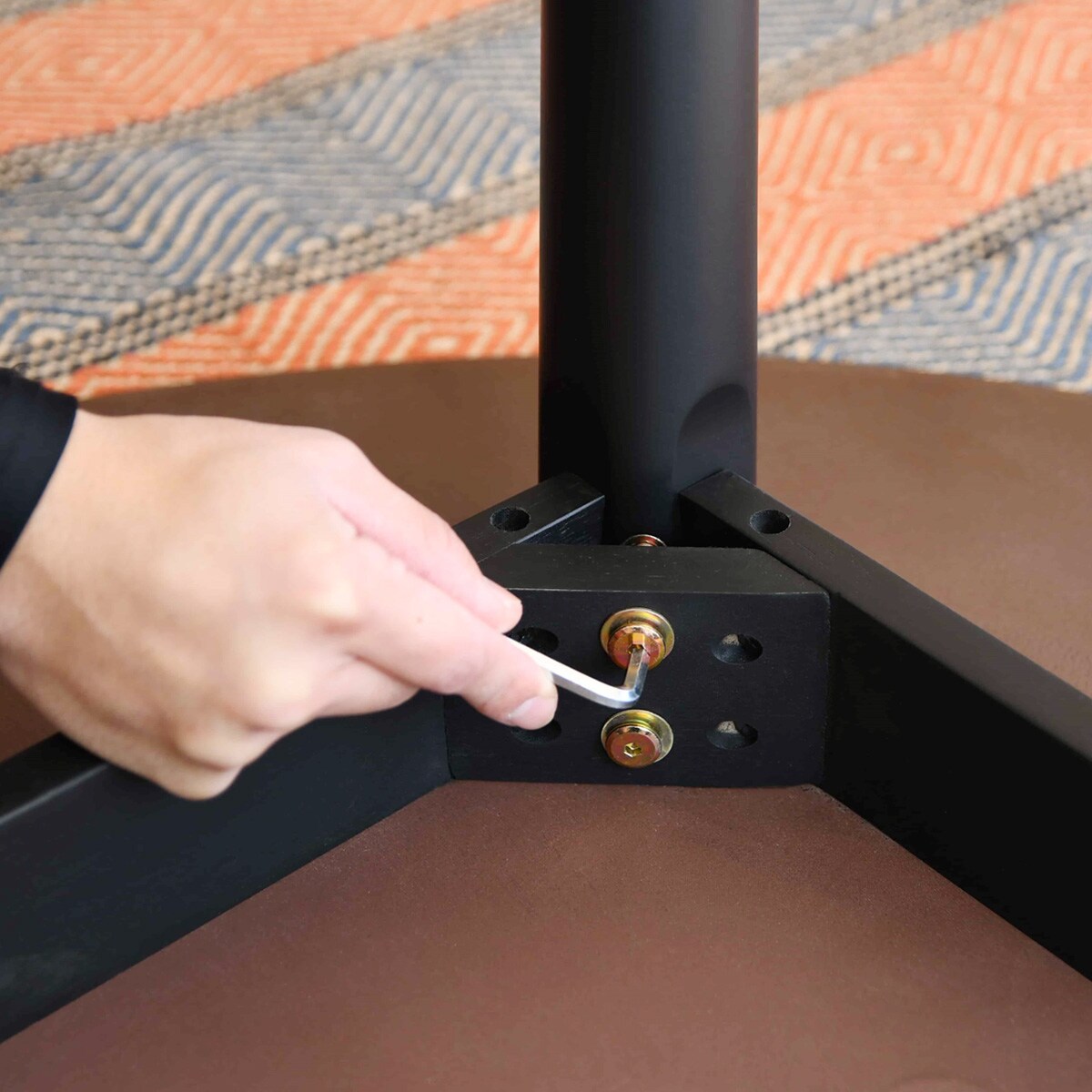 美しい木目が特徴の円形テーブル (幅90cm 木目ブラウン) | ニトリ