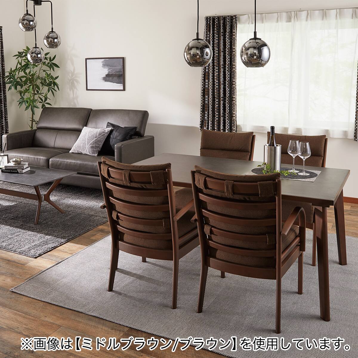 ソファのような座り心地のポケットコイルダイニングチェア(N