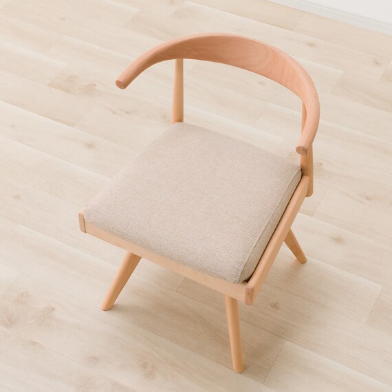 ソファのような座り心地のポケットコイルダイニング回転チェア(C-011S Nコレクション NA/NSF-BE) 8枚目画像