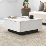 お部屋を広く見せるセンターテーブル