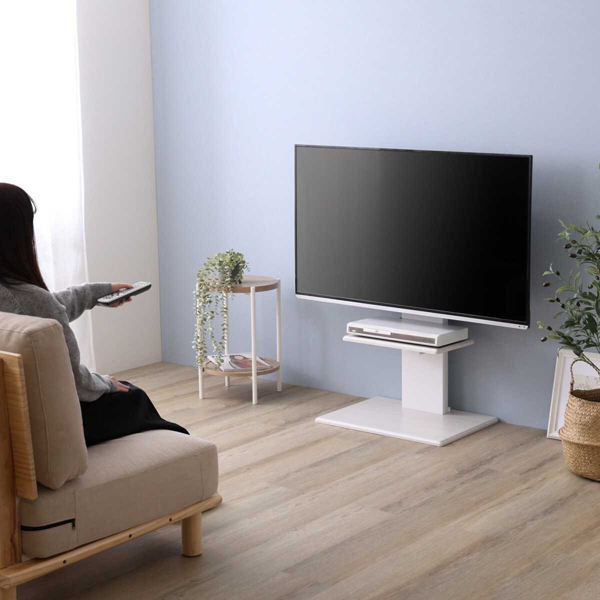 壁寄せTVスタンド(トエルN ロータイプ WW)通販 | ニトリネット【公式】 家具・インテリア通販 - テレビ台