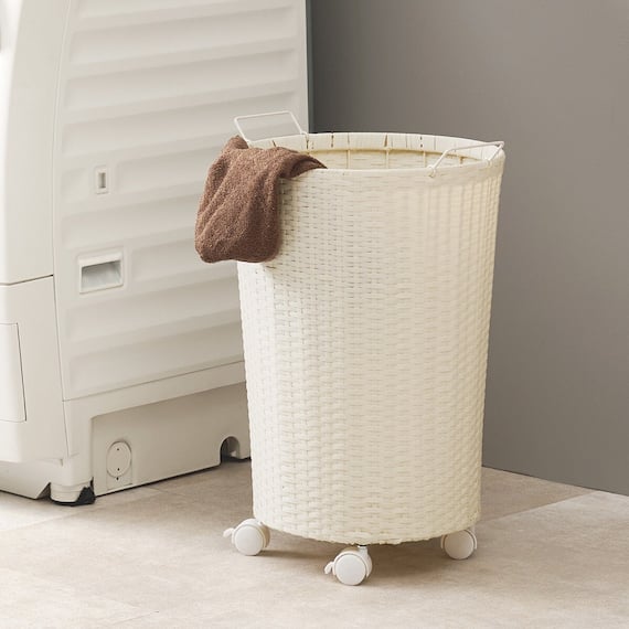 ラタン調 水に強いランドリーバスケット (WH) 1枚目画像
