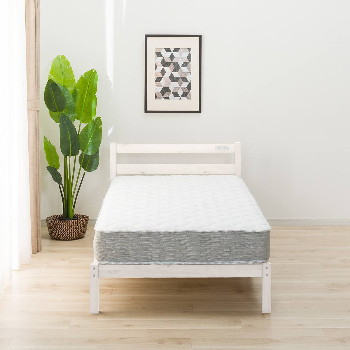 UNICO LUMBERアイアンベッドフレーム(シングル)+ニトリマットレス UNICO LUMBERアイアンベッドフレーム(シングル)+ニトリマットレス