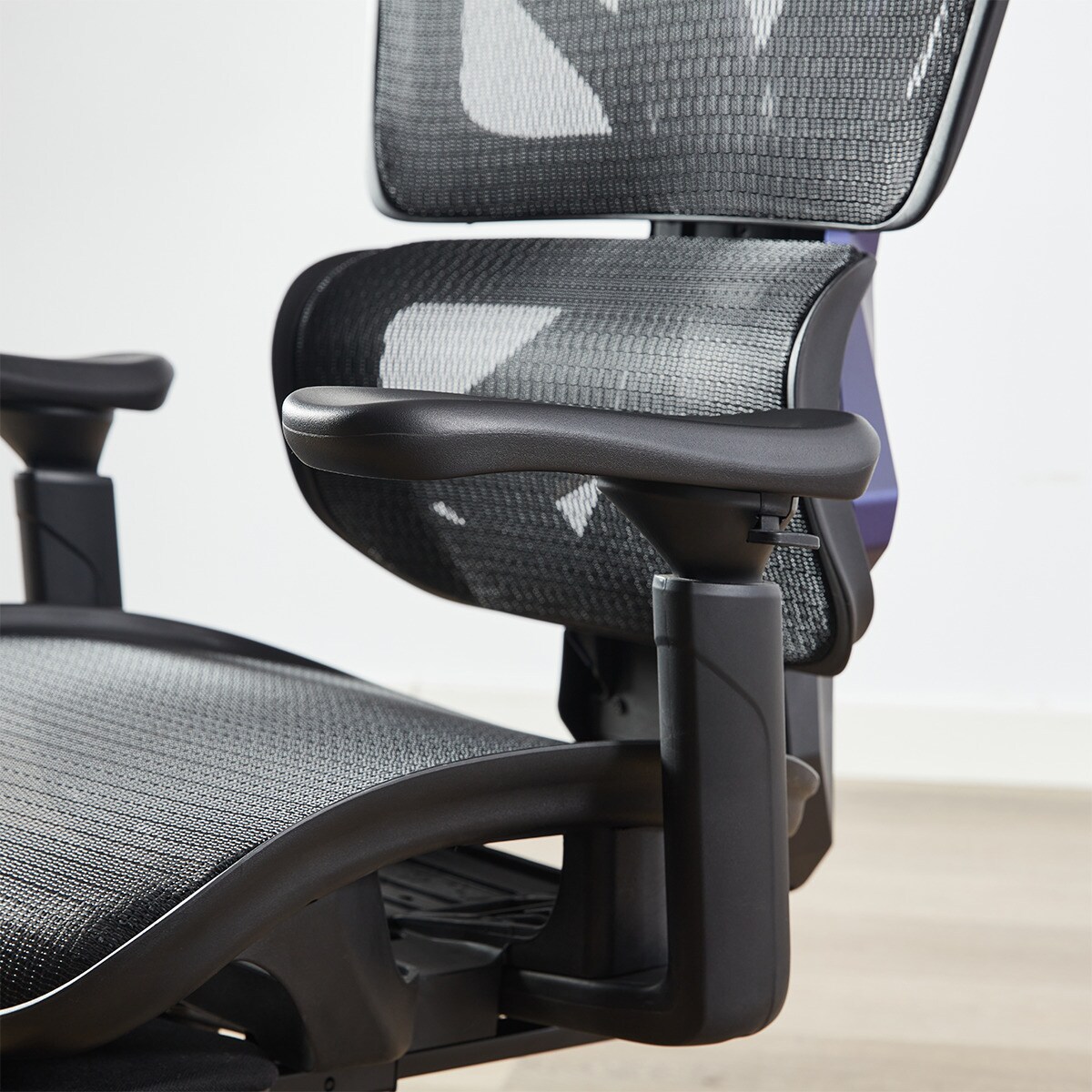 美品　ニトリ　ゲーミングチェア ニトリ ゲーミングチェア(GM716 BK/GY) : ニトリ Yahoo!店