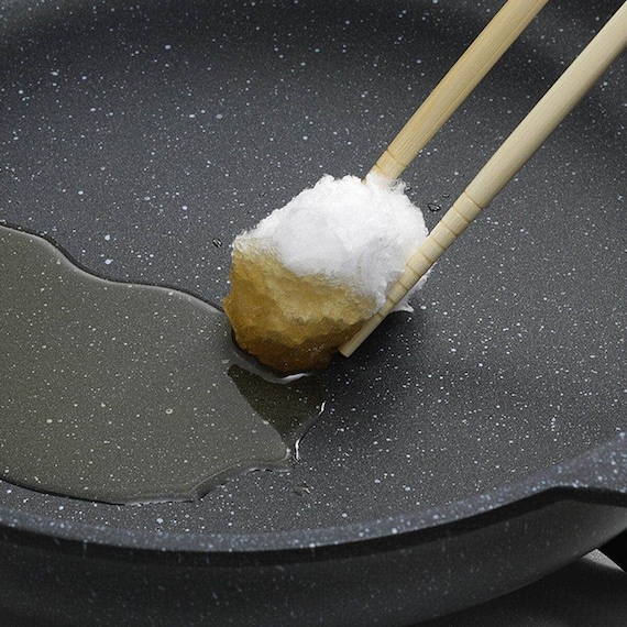 油をグングン吸い取る マジカルお掃除わた 1枚目画像