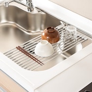 畳めてかけられるシリコーン水切り