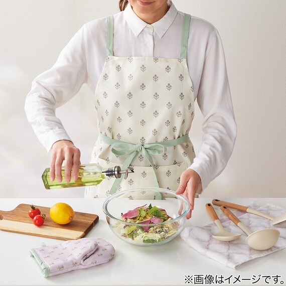 着脱が簡単にできる肩掛けエプロン(RSP YF26) 2枚目画像