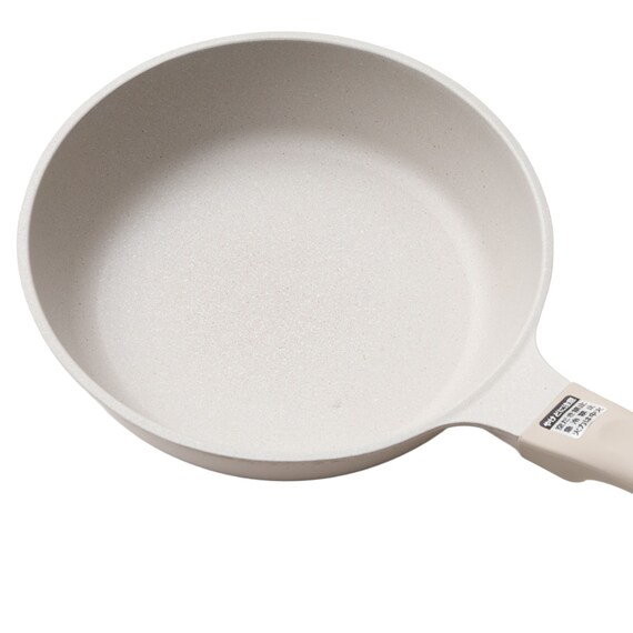 ガス火 超軽量フライパン(20cm ベージュ FP20BEKY100) 8枚目画像