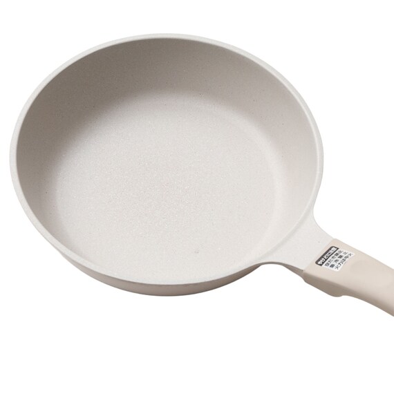 IH・ガス火 超軽量フライパン(20cm ベージュ FP20BEKY101) 8枚目画像