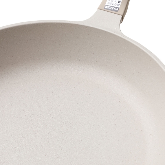IH・ガス火 超軽量フライパン(28cm ベージュ FP28BEKY101) 7枚目画像