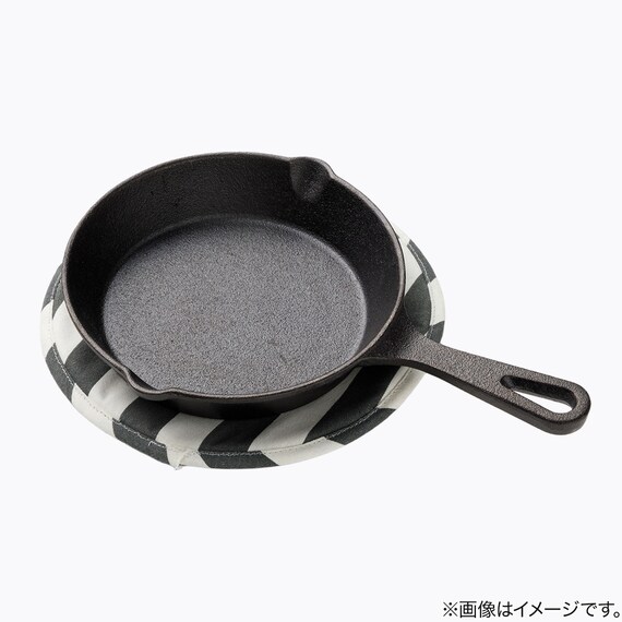 しまがら ループ付き 鍋つかみにもなる鍋敷き TY(ダークグレー) 3枚目画像