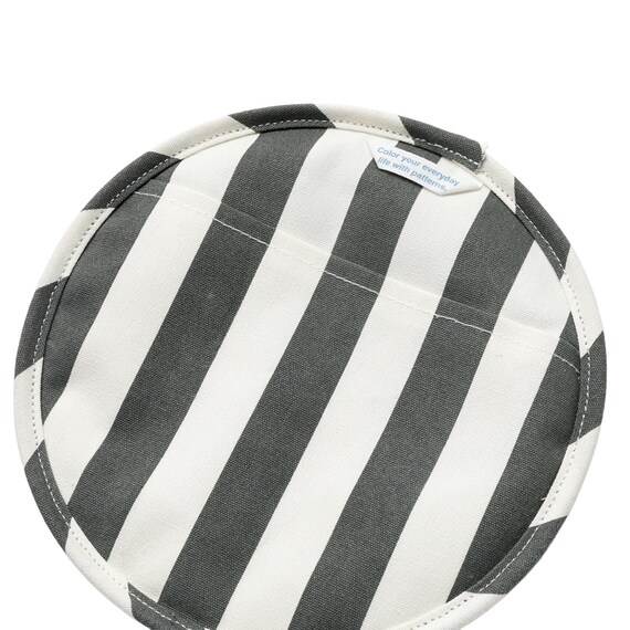 しまがら ループ付き 鍋つかみにもなる鍋敷き TY(ダークグレー) 8枚目画像