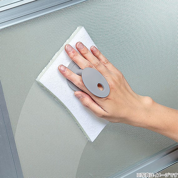 ホコリ・手垢がスッキリ 窓&網戸クリーナー 3枚目画像