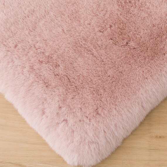 アクセントラグ(ウサギラグSP 140X200 RO ZG03) 11枚目画像