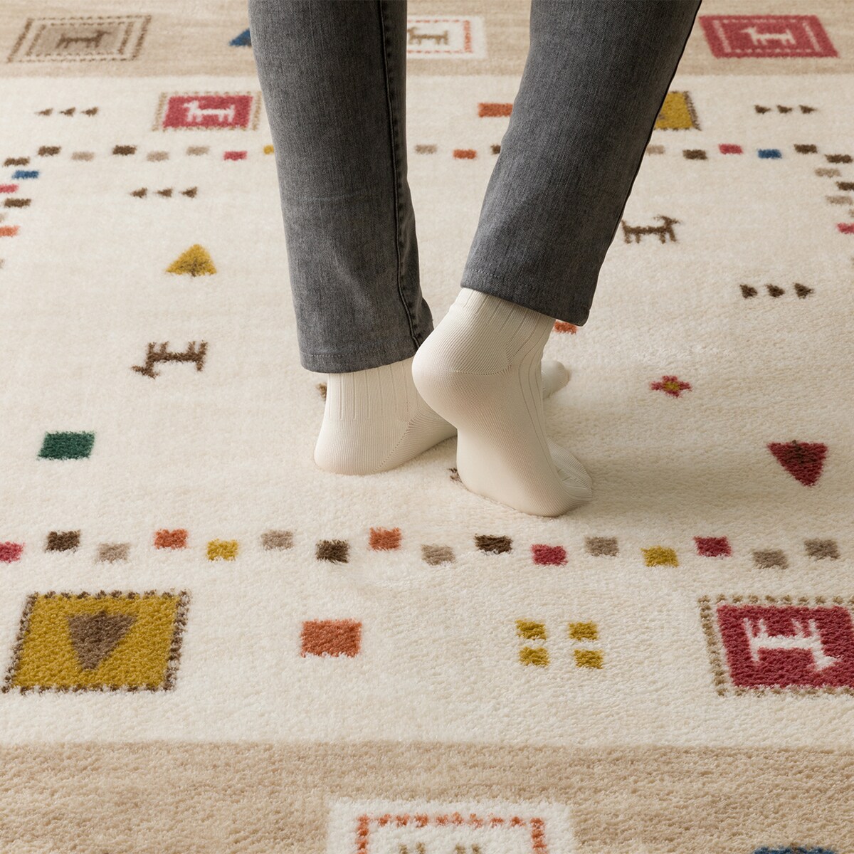 10mmウレタン入り 保温+吸湿発熱+蓄熱ラグ(Nウォーム GBc200X240 MX03