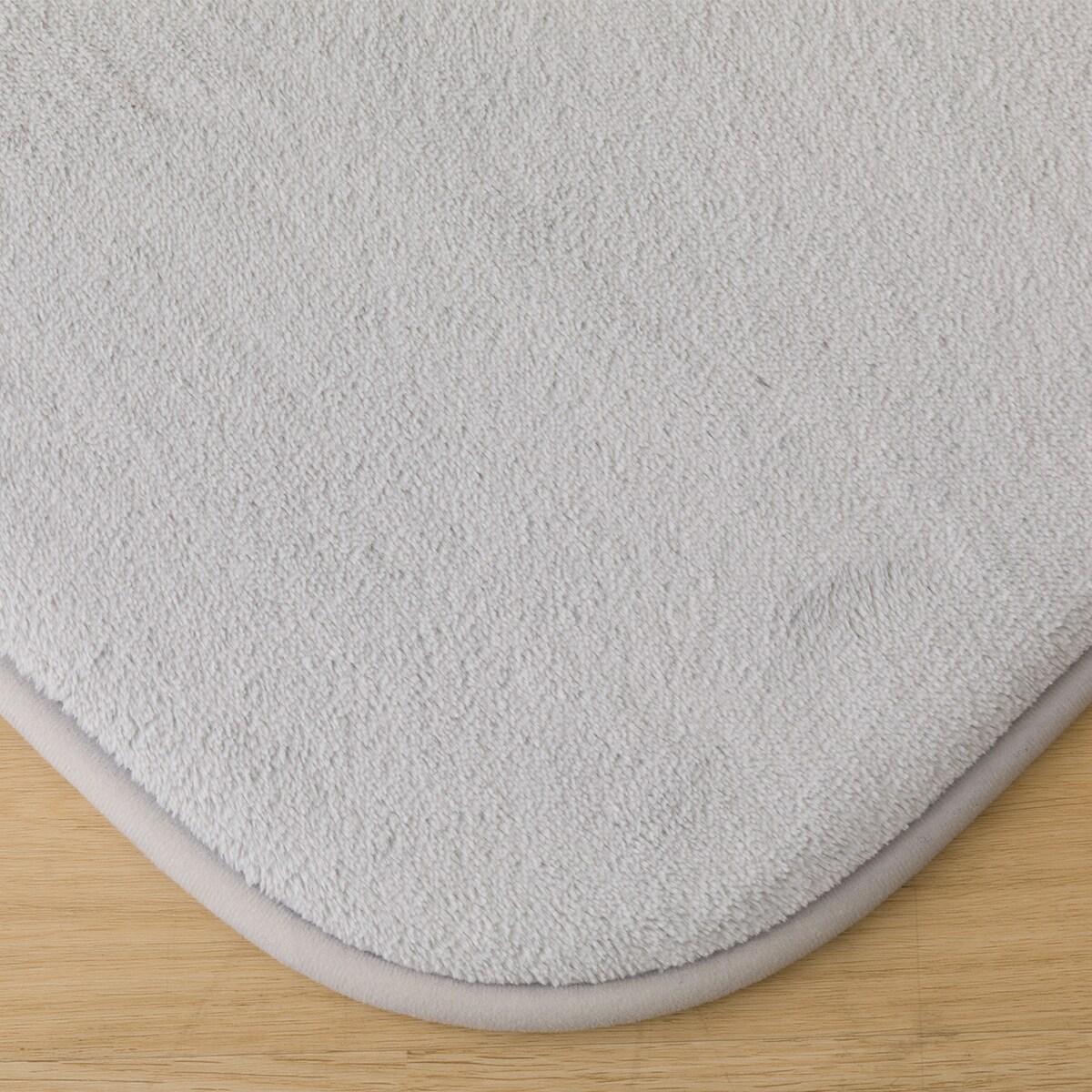 15mmウレタン入り 保温+吸湿発熱+蓄熱+防汚+防音ラグ(NウォームSP