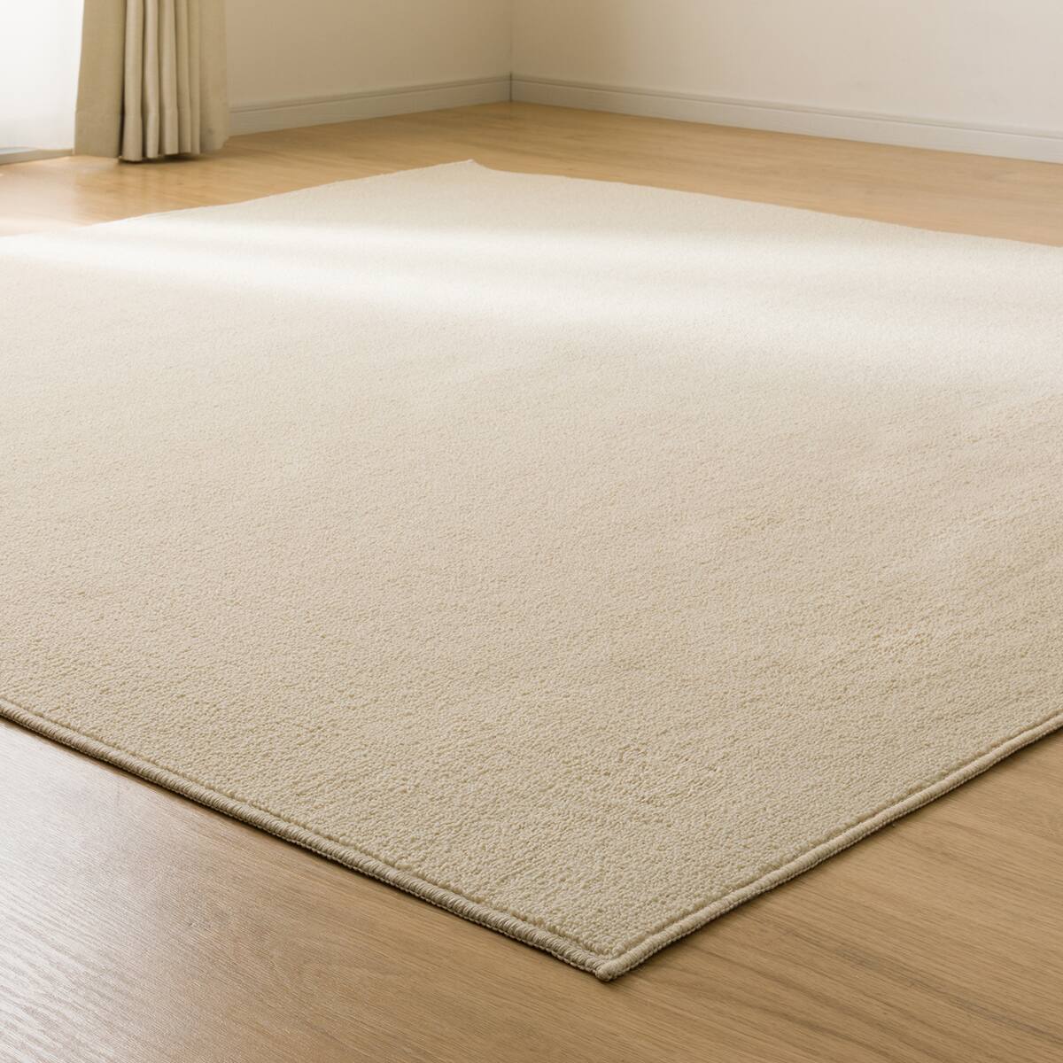 防音・防炎・抗菌防臭・防ダニカーペット(200X200 BE MC01) | ニトリ