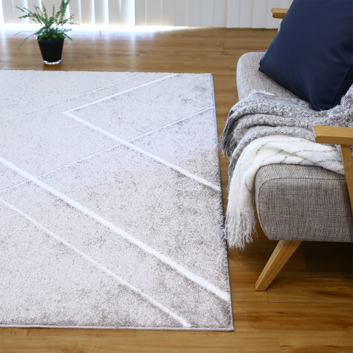 防ダニ抗菌防臭ラグ 130x190cm (LNA SI) | ニトリネット【公式】 家具