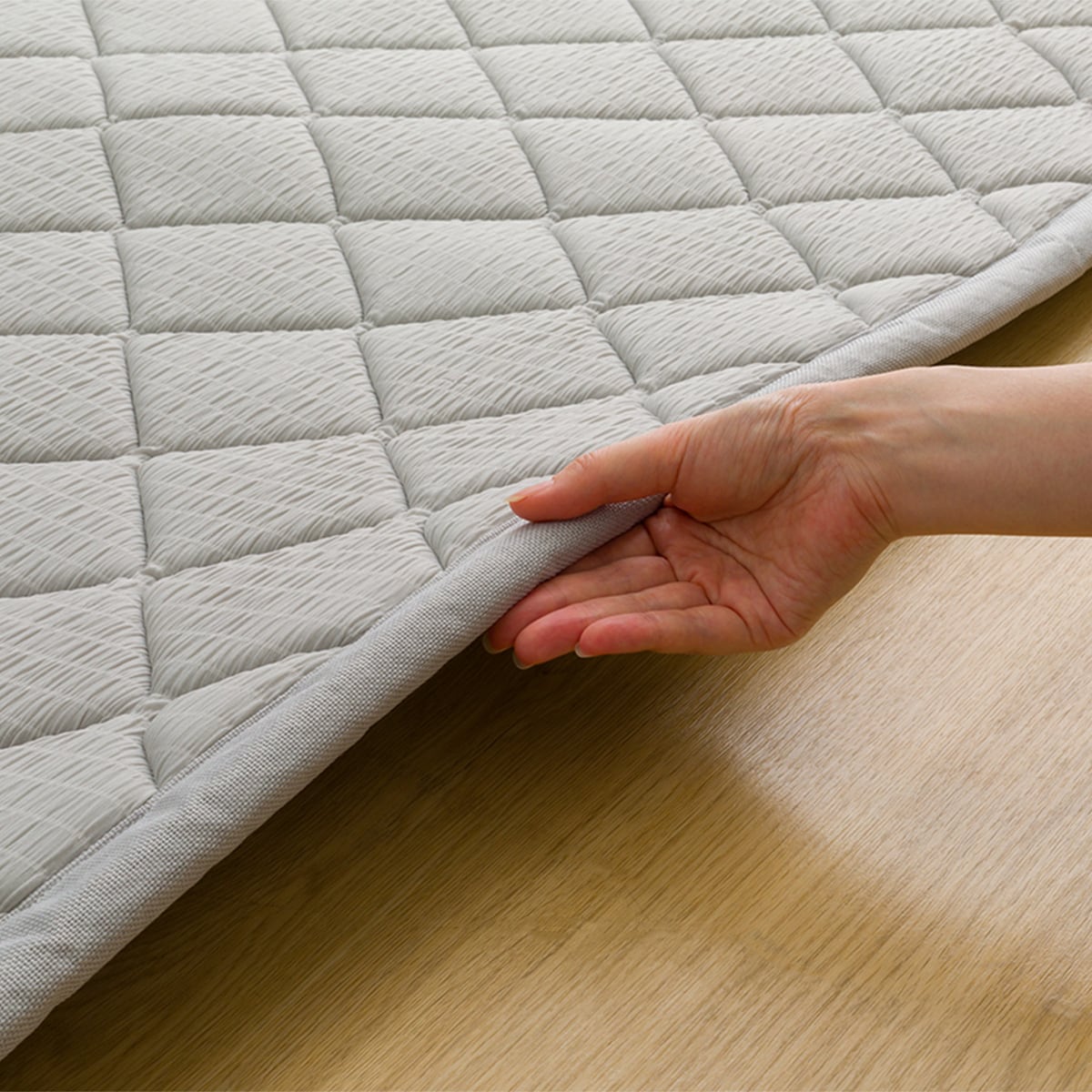 15mmウレタン入り 接触冷感+防汚加工ラグ(NクールSPgSh GY MX37