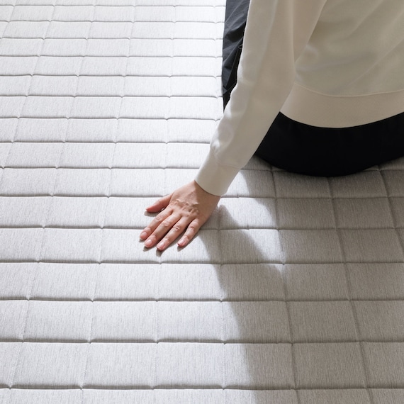 引っかき傷に強い洗えるラグ(185X185 GY NS01) 4枚目画像