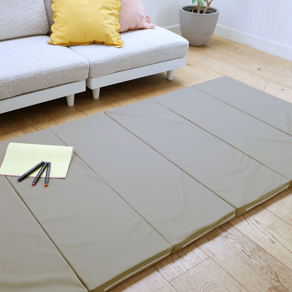 折りたためるプレイマット(100X200cm モカ) | ニトリネット【公式】 家具・インテリア通販