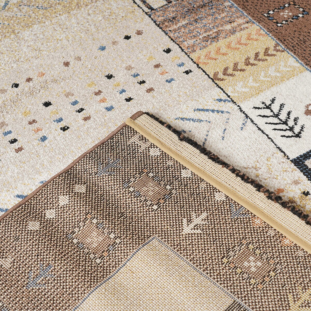 ウィルトンラグ イビサ (ブラウン) 133×190cm | ニトリネット【公式