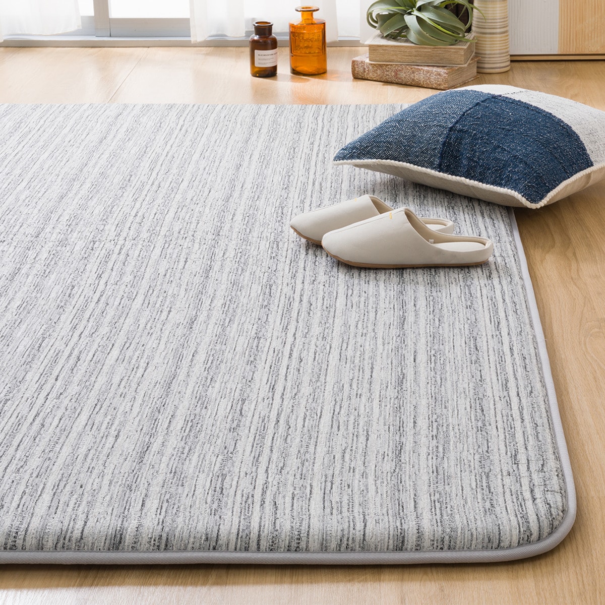 30mmウレタン入り 防汚加工+防音ラグ(185X185 GY PL06) | ニトリネット