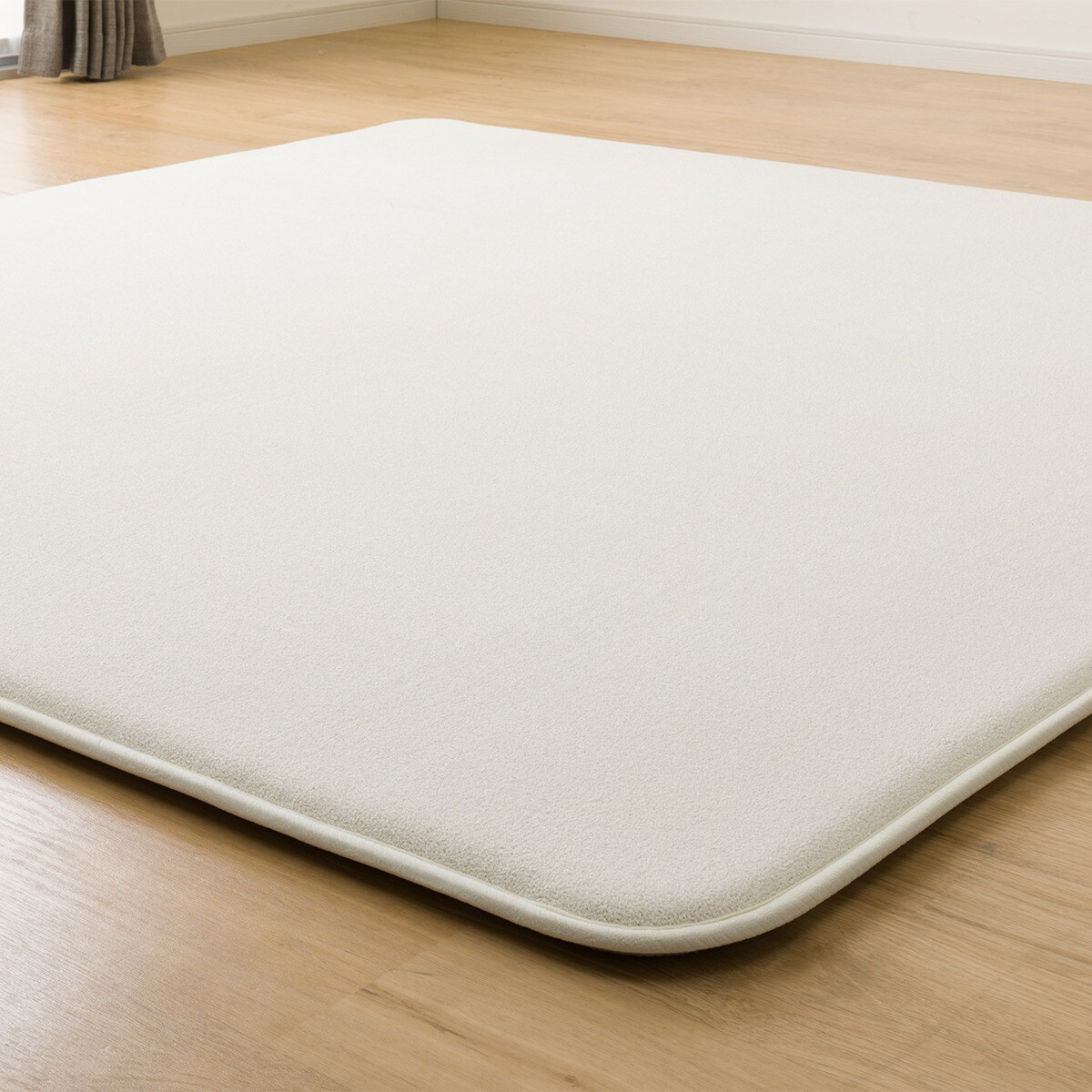 極厚30mmウレタン入り防汚+防音ラグ(185X185 IV PL05) | ニトリネット