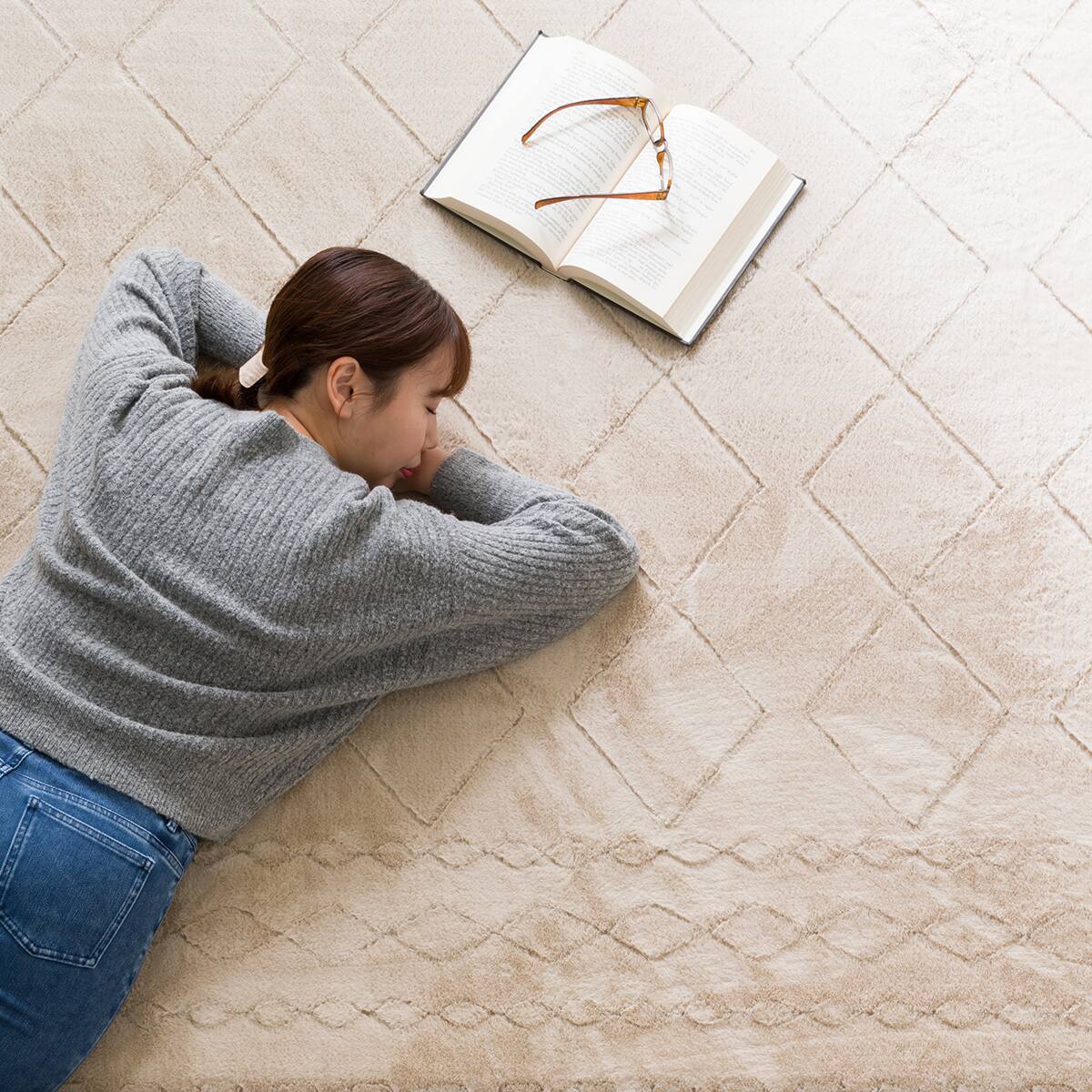 極厚30mmウレタン入り 吸湿発熱+蓄熱+保湿+防音+防汚加工+防ダニ加工