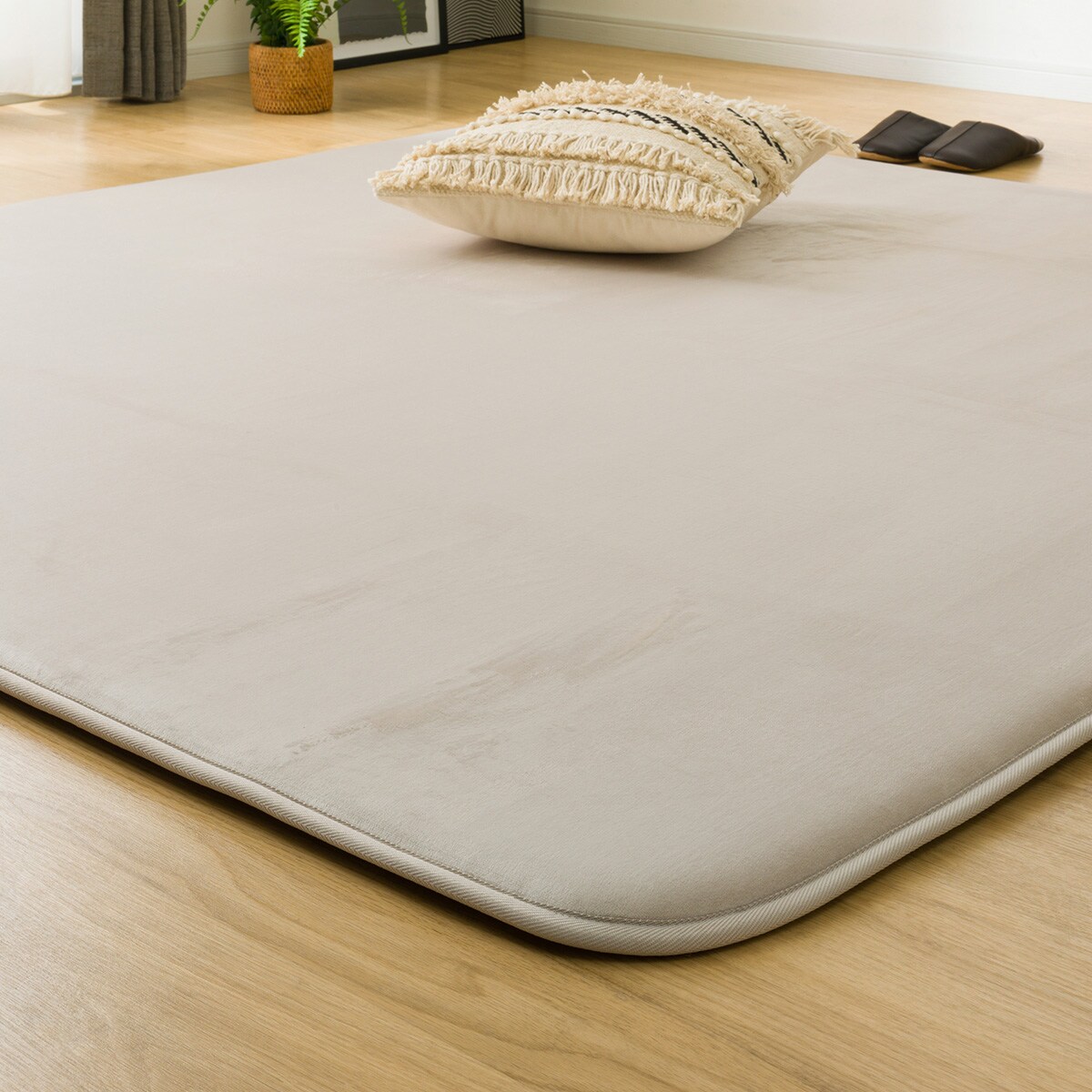 極厚30mmウレタン入り 防汚加工+防ダニ加工+防音ラグ(185X185 MO PL20