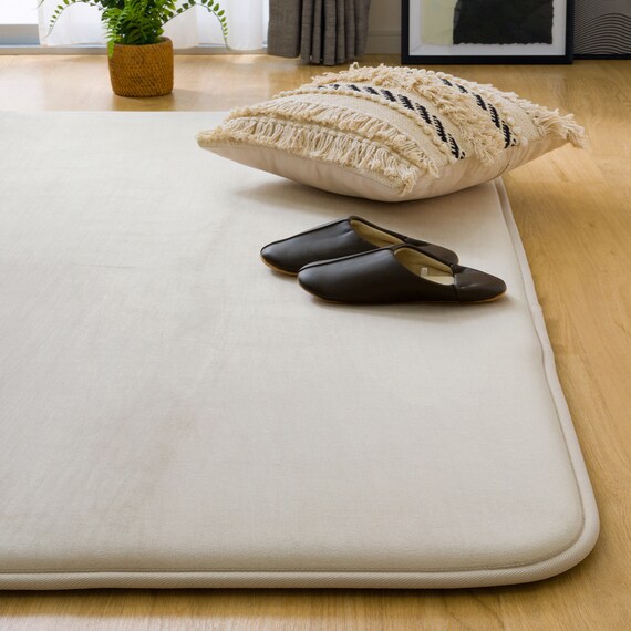 極厚30mmウレタン入り 防汚加工+防ダニ加工+防音ラグ(200X240 MO PL20) 1枚目画像