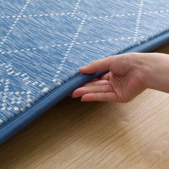 15mmウレタン入り 接触冷感ラグ タイル柄(Nクール極冷 PT 130X185 ブルーQ01) 12枚目画像