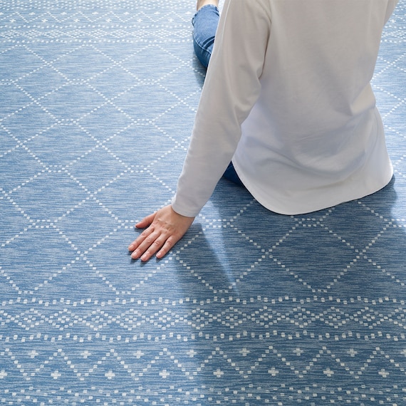 15mmウレタン入り 接触冷感 防汚 ラグ タイル柄(Nクール極冷 PT 185X185 ブルーQ01) 12枚目画像