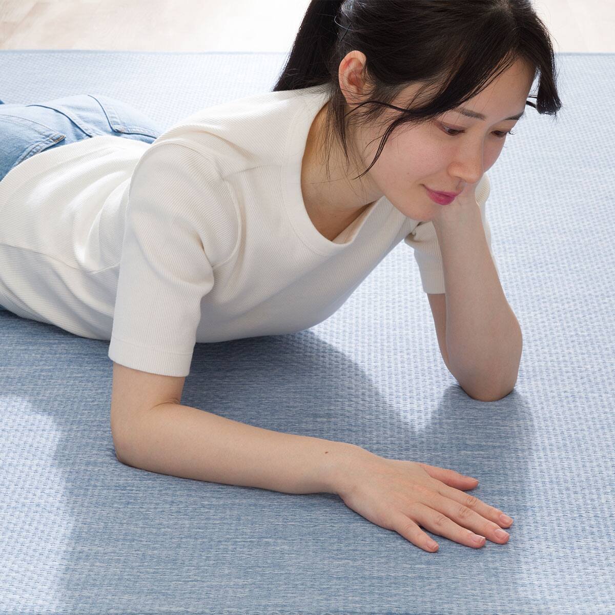 15mmウレタン入り 接触冷感 防汚 ラグ 表面装飾(Nクール極冷 PH130X185
