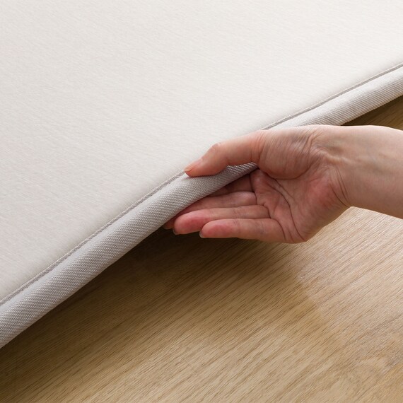 15mmウレタン入り 接触冷感 綿混 ラグ(Nクール極冷 PC130X185 モカ W04) 12枚目画像