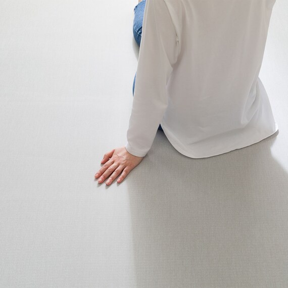 高反発 極厚30mmウレタン入り 接触冷感 防汚 ラグ(Nクール極冷 130X185 グレーY01) 13枚目画像