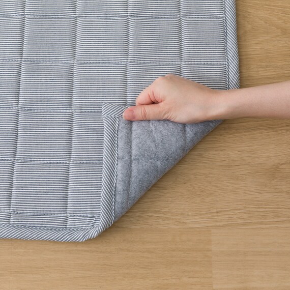 ウレタン10mm入り綿100%キルトラグ(ピケqu ブルー 130X185 DL02) 4枚目画像