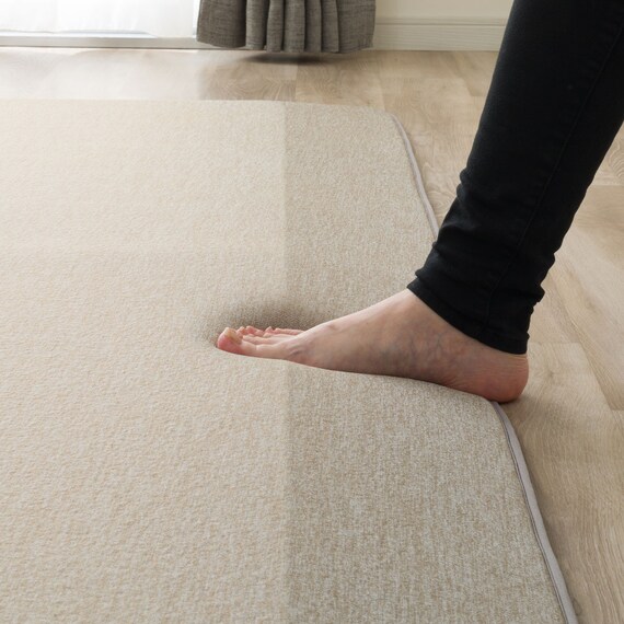 4辺なめらかカット 極厚50mmウレタン入り 接触冷感ラグ(Nクール極冷 MR 130X185 モカ Y08) 11枚目画像