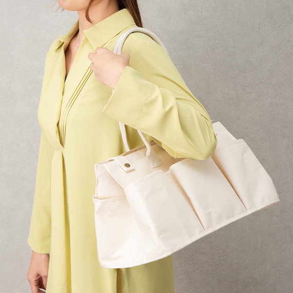 取っ手が長く肩からかけられるバスケット (EM01 ホワイト) 1枚目画像