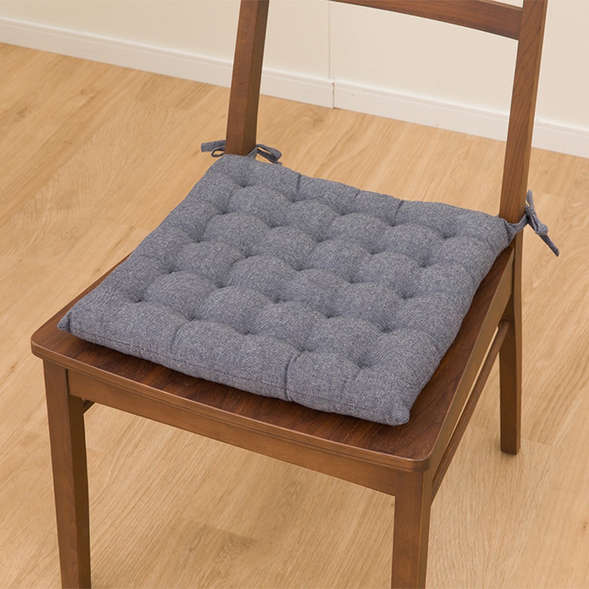 ニトリ　ダイニングチェア　クッション座面　カバー交換・洗濯可能 ニトリ ダイニングチェア クッション座面 カバー交換・洗濯可能