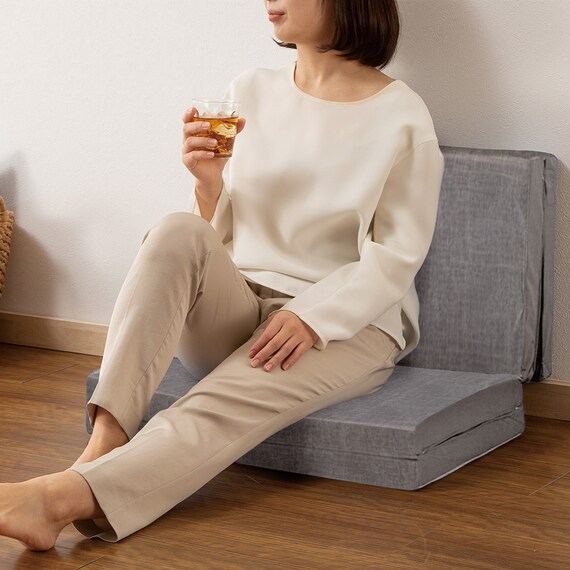 4つ折りフロアクッション(NクールWSP2501GY) 4枚目画像